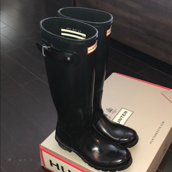 SOLD Hunter Rain Boots - Picture 2 of 6